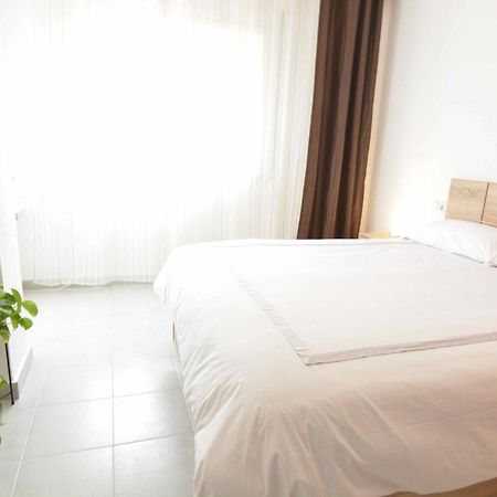 Reus Bedrooms 2 Habitaciones Con Bano Privado, Sin Cocina Екстериор снимка